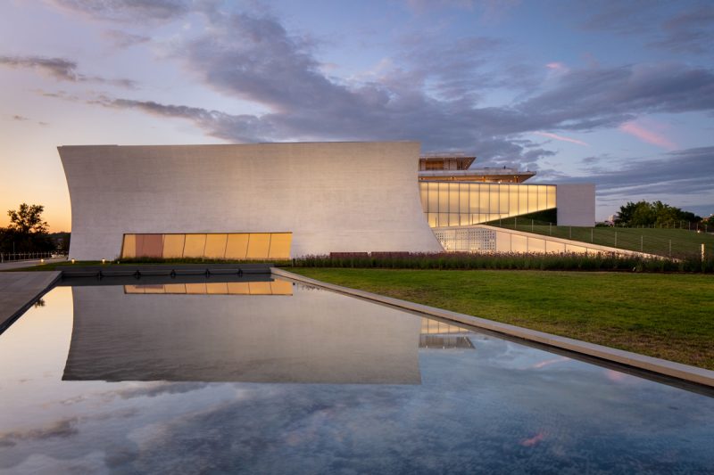 Architectural Digest Profiles The REACH at Kennedy Center